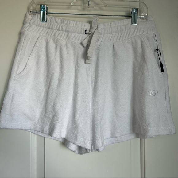 DKNY Sport Women’s Terry Cloth White Shorts NWOT - Size M - Picture 4 of 8